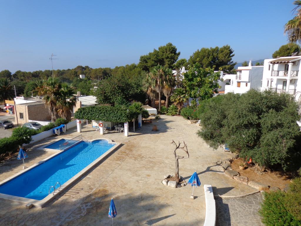 Apartamentos Los Pinares Benet Santa Eularia des Riu Exterior photo