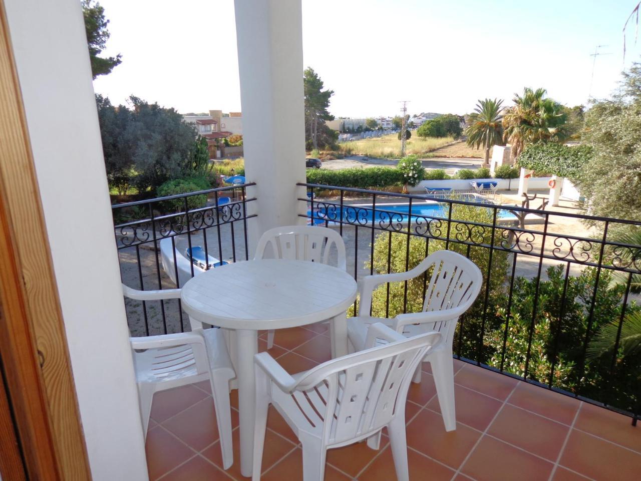 Apartamentos Los Pinares Benet Santa Eularia des Riu Exterior photo