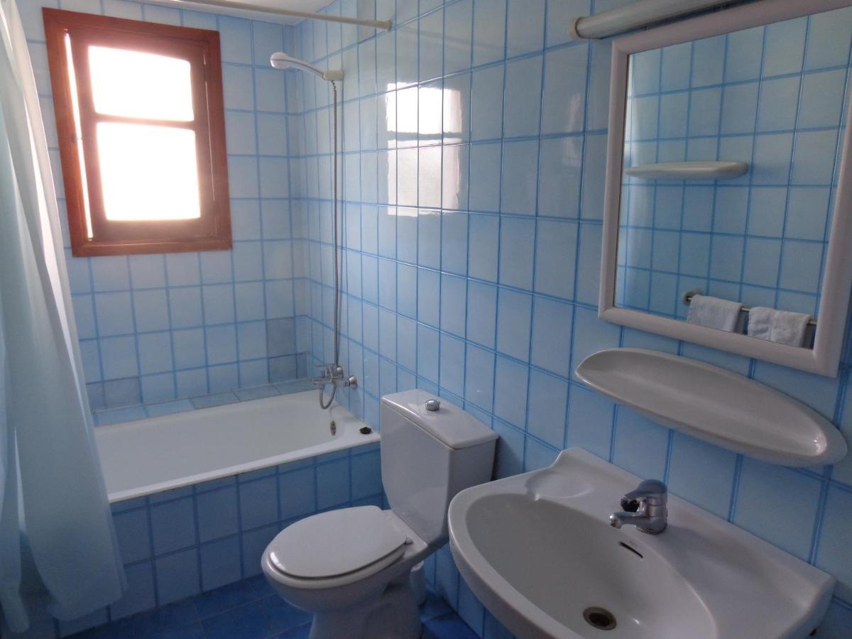 Apartamentos Los Pinares Benet Santa Eularia des Riu Exterior photo